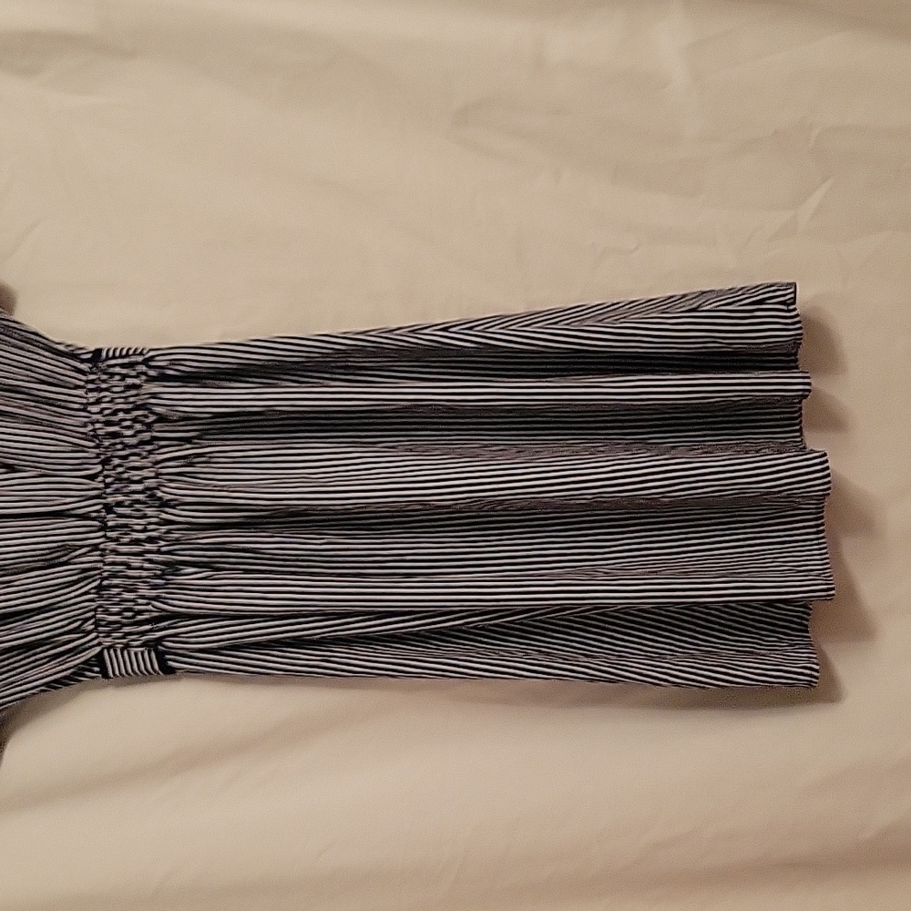 MONTEAU DRESS - Picture 4 of 5